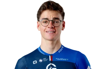 Gruel houdt Cosnefroy van winst in proloog Boucles de la Mayenne, Van den Berg vijfde