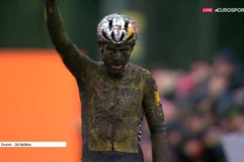 Moddervette zege Wout van Aert: van 'had ik maar een kleine ribblessure' tot 'dit is waarom ik crosser wilde worden'