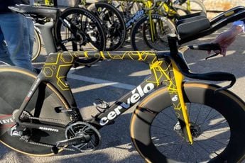 Ondertussen in het peloton | Nieuwe tijdritfiets voor Van Aert, met een 'half' zadel en 3D-geprint stuur