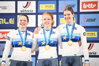 🎥 Nederlandse baanwielrensters pakken goud, mannen grijpen net naast titel op EK: 'Een droom die uitkomt'