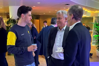 Plugge kreeg nog nooit zoveel berichten als na Rabobank-aankondiging en citeert Van Aert: 'Dat is een enorm compliment'