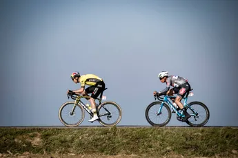 'Van Aert wilde door twijfels na E3 nog Gent-Wevelgem doen, maar mocht dat niet van Visma | Lease a Bike'