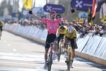 De manier waarop Carapaz en Powless de favorieten Del Toro en Van Aert tot waanzin dreven, zei alles over EF in 2025