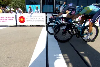 Alpecin-Deceuninck ontwijkt vakkundig crashes, Dehairs pakt eerste profoverwinning in Ronde van Turkije