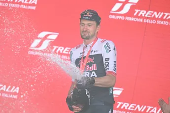 Girospecialist Denz trekt opnieuw de juiste kaart: 'Mijn meest emotionele zege'