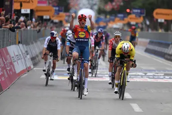 Lidl-Trek-DS stelt dat Van Aert 'altijd veel in de pers zegt en dan meestal goed is' en schuift Vacek naar voren als roze-kandidaat