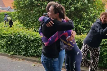 Hé Siri, hoe ziet ongeloof eruit? NK-stunt Bredewold weet nog niet half hoe goed ze is: 'Deze vraag krijg ik vaker'