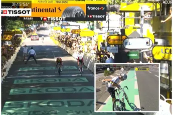 Wederom knotsgekke Tourrit: Pogacar valt, Van der Poel komt net tekort en Abrahamsen wint spektakelstuk in Toulouse