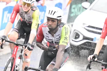 Kan flink gekneusde Girmay de finish halen in koninginnenrit? 'De tijdslimiet was sowieso al krap vandaag'