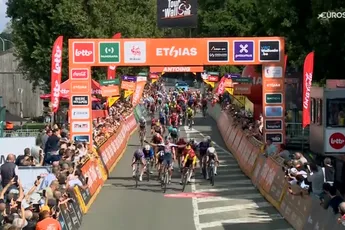 Vluchters op de valreep gepakt in Tour de Wallonie: piepjonge Donati verrassend de snelste in massaspurt