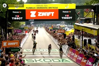 Waanzinnig Visma-steekspel betaalt zich uit: Vos overvleugelt aanvallende Ferrand-Prévot en pakt het geel in tour de France Femmes