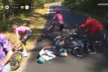 Tour de France ontsierd door zware valpartij met Almeida, Mas en Healy als slachtoffers