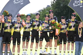 Bakelants analyseert Visma | LaB, De Cauwer onder de indruk van Van Aert: 'Hij is nooit weggeweest'