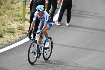 Wat was opvallender: nieuwe Vuelta-joker van Bahrain Victorious die mee kon, of Tiberi die door z'n hoeven zakte?