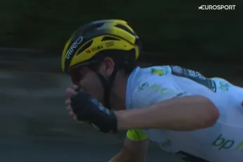 Cian. Is. Terug! Visma | Lease a Bike lanceert Uijtdebroeks, die met weergaloze solo over Colombier eindelijk wint