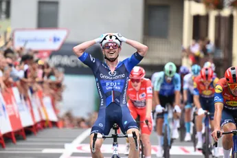 Etappezege, rode trui en dan een grote inzinking: Gaudu verklaart dip en spreekt verwachtingen uit voor Vuelta-restant