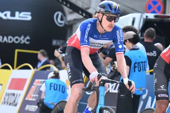 Visma | Lease a Bike en Brennan strijdend ten onder in Coppa Bernocchi, waar Godon AG2R afscheidscadeau gunt