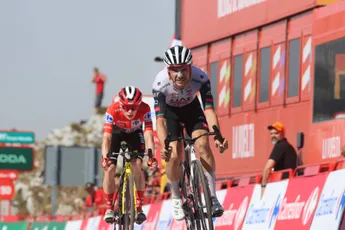 Joao Almeida legt op La Farrapona uit waarom hij Jonas Vingegaard niet aanviel en Marc Soler zijn zege(n) gaf