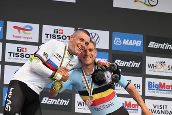 Van Wilder zag op hot seat 'met best wat stress toe' hoe Pogacar nog probeerde te profiteren van slipstream Evenepoel