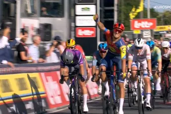 Nét niet voor Groenewegen, die in Kampioenschap van Vlaanderen nipt geklopt wordt door oersterke Milan