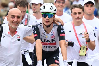 Ayuso bijt nog maar eens stevig van zich af na UAE-exit: 'Probleem lag niet zo bij teamgenoten, maar bij het management'