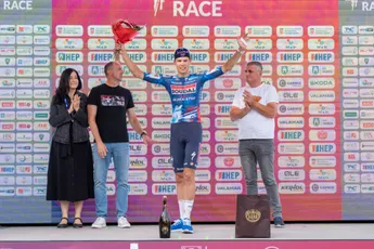 Magnier zet bizarre vorm door en heeft dat wellicht te danken aan wel heel relaxte voorbereiding: 'De zee is heel mooi'