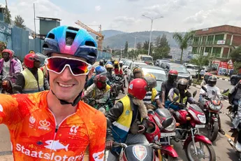 Na Vuelta en WK met bijzondere statistiek en 'buurman Bauke' volgen voor Wout Poels de verhuisdozen