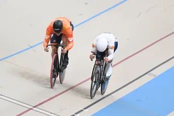 Een klein beetje gekrenkt door Richardson geeft Harrie Lavreysen een waanzinnig interview na WK titel 20