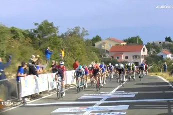 Zelfs in een tot kermiskoers ingekorte tweede rit is Magnier veel te sterk voor sprintconcurrentie in CRO Race