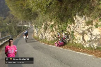 🎥 De haarspeldbochten in Lombardije zijn gevaarlijk, weten ook gehavende Carapaz en waaghals Pidcock weer