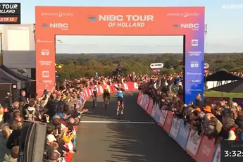 Sensationele VAM-bergrit met sensationeel slot: nieuwe leider Laporte en Kubis geklopt door vroege vluchter De Jong