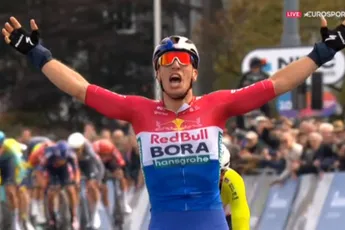 Danny van Poppel zag collega's met open mond kijken ('welkom in Nederland') en verandert geweer voor 2026 zelf van schouder