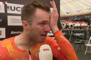 Bronzen Havik barst plots onzeker in tranen uit, Van de Wouw heeft bijzondere verklaring voor mislukte Keirin