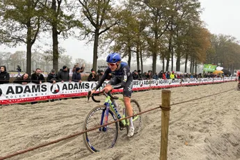 Voorbeschouwing Wereldbeker veldrijden Sardinië 2025 | Crossers blijven massaal op vasteland