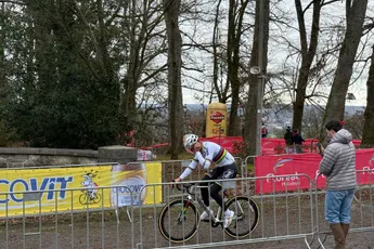 Wereldkampioen Van der Poel arriveert in Namen; zondag moet je op deze zenders afstemmen om zijn rentree live te zien
