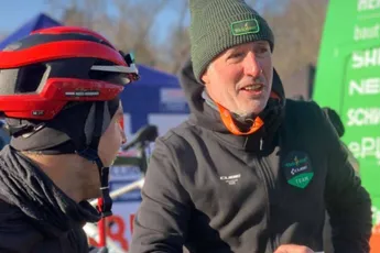 Voormalig Jumbo-Visma-ploegleider staat nu elke week met poten in de modder: 'Geen inkomen, maar echt hobby'