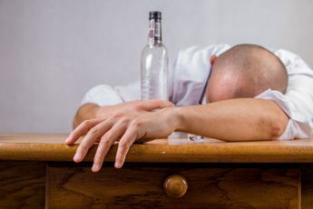 Hooggevoeligheid voor de plezierige effecten van alcohol zorgt voor grote kans op alcoholisme