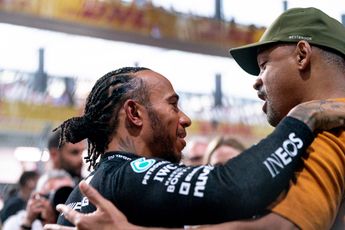 Hamilton behoorlijk hypocriet: 'Wij waren bij Mercedes nooit zo snel als deze Red Bull'