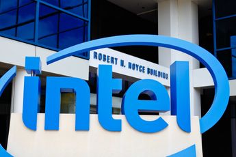 Eerste klant voor Bitcoin mining chip van Intel bekend