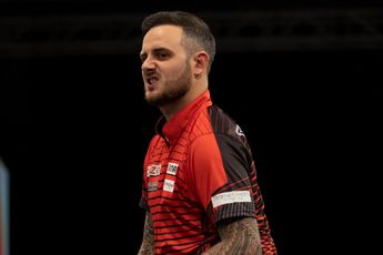 Cullen produces brilliant comeback to see off Williams at PDC World Darts Championship