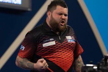 Smith tops highest averages at World Darts Championship after second round