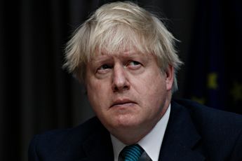 Partijgenoten willen Boris Johnson lozen: feestjes tijdens coronalockdown maken zijn positie wankel