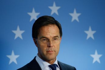 'Nederland-strijder' Mark Rutte neemt vier levende calculators mee naar top over EU-begroting!