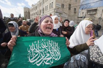 Duitsland pakt antisemitisme aan, regering wil verbod op Hamas-vlag