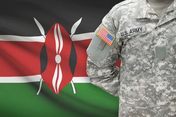 Somalische terreurbeweging pleegt aanval op Amerikaans-Keniaanse legerbasis