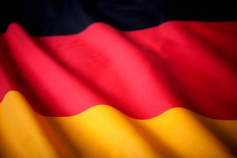 NPO gedwongen excuses aan te bieden na vertonen van 'nazi-couplet' bij Duits voetbalelftal