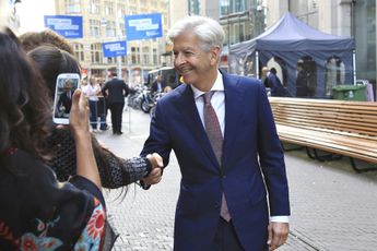 Oud-PvdA-minister Ronald Plasterk wil dat Sigrid Kaag aftreedt: 'Zo iemand kan je in een kabinetsteam niet hebben'