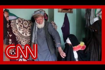 Schokkende beelden van CNN! 55-jarige Afghaanse smeerlap 'koopt' 9-jarig meisje