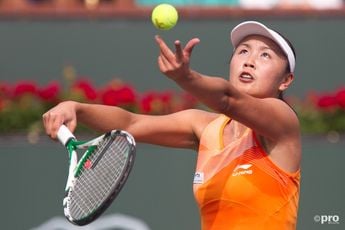Navratilova reacts to ban on ‘Where is Peng Shuai’ shirts: “That’s just pathetic”