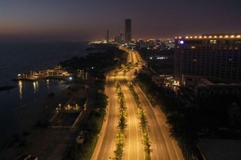 Jeddah het snelste stratencircuit ter wereld: 'Er zit spanning en risico in het circuit'